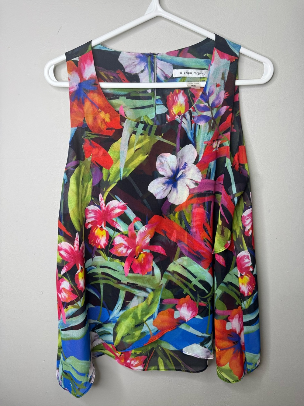 Bianca Nygard Bright Floral Sleeveless Blouse - Multicolor Womens Medium